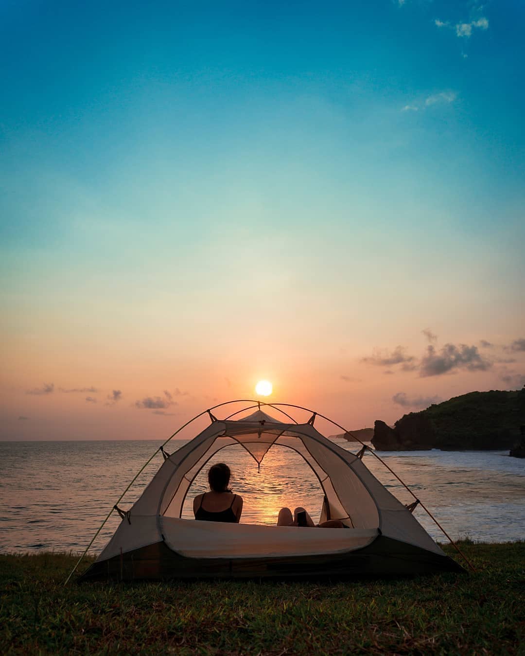 Foto Keindahan Pantai Widodaren Foto Keindahan Pantai Widodaren